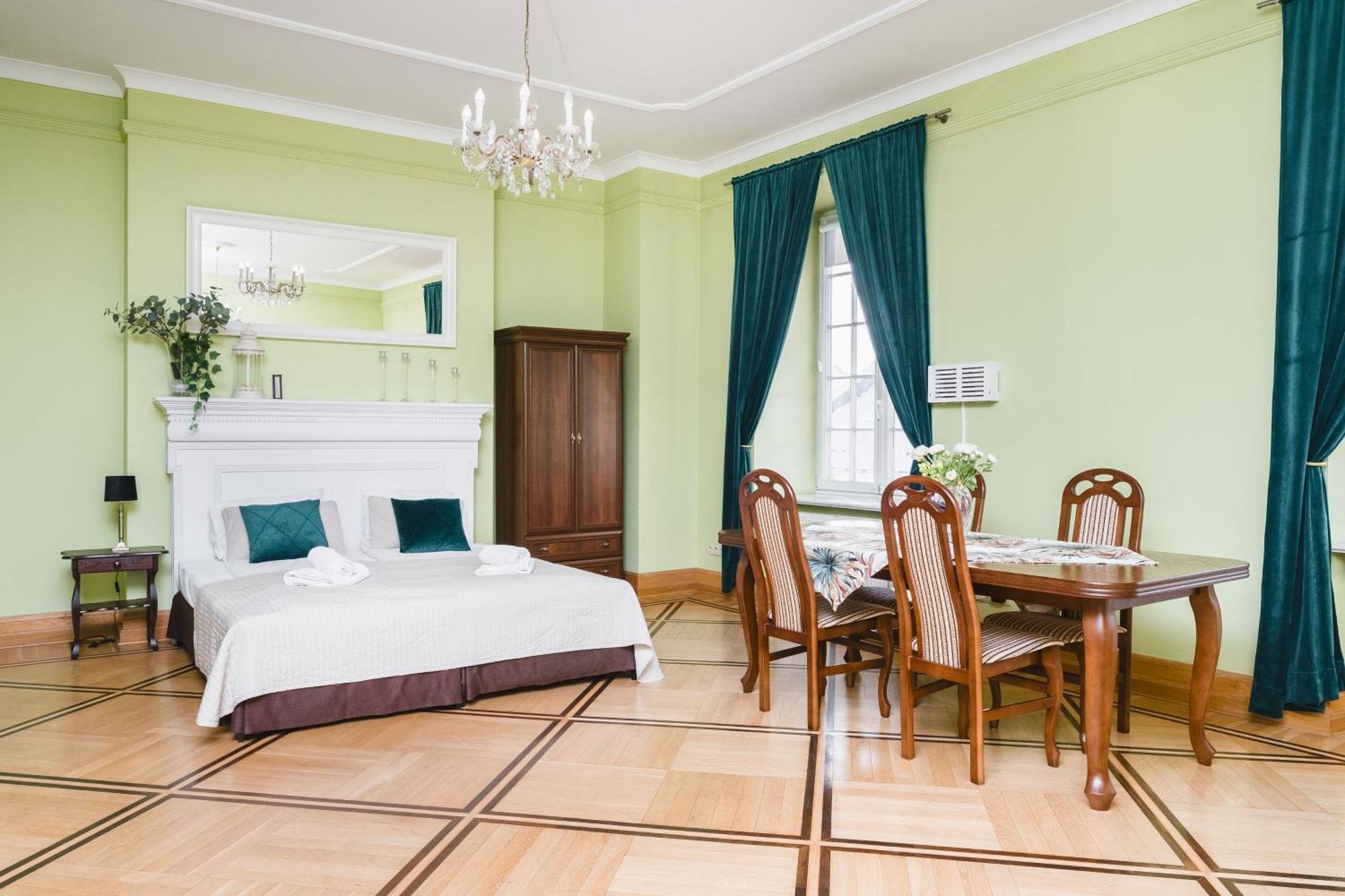 Apartamenty W Palacu Pod Baranami Krakow Exterior photo