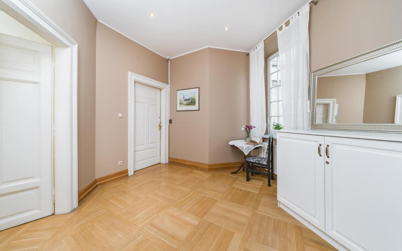 Apartamenty W Palacu Pod Baranami Krakow Exterior photo